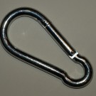 Karabinhagen fremstillet af galvaniseret stål er egnet til alle hængekøjer.