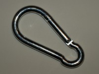 Karabinhagen fremstillet af galvaniseret stål er egnet til alle hængekøjer.