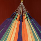 Hængekøje, farverige striber og høj kvalitet i farverne blå, orange, gul og grøn